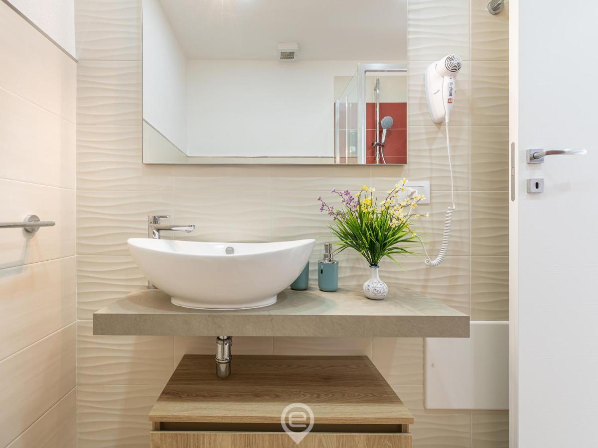 Sabamiglia Apartments Каляри Екстериор снимка