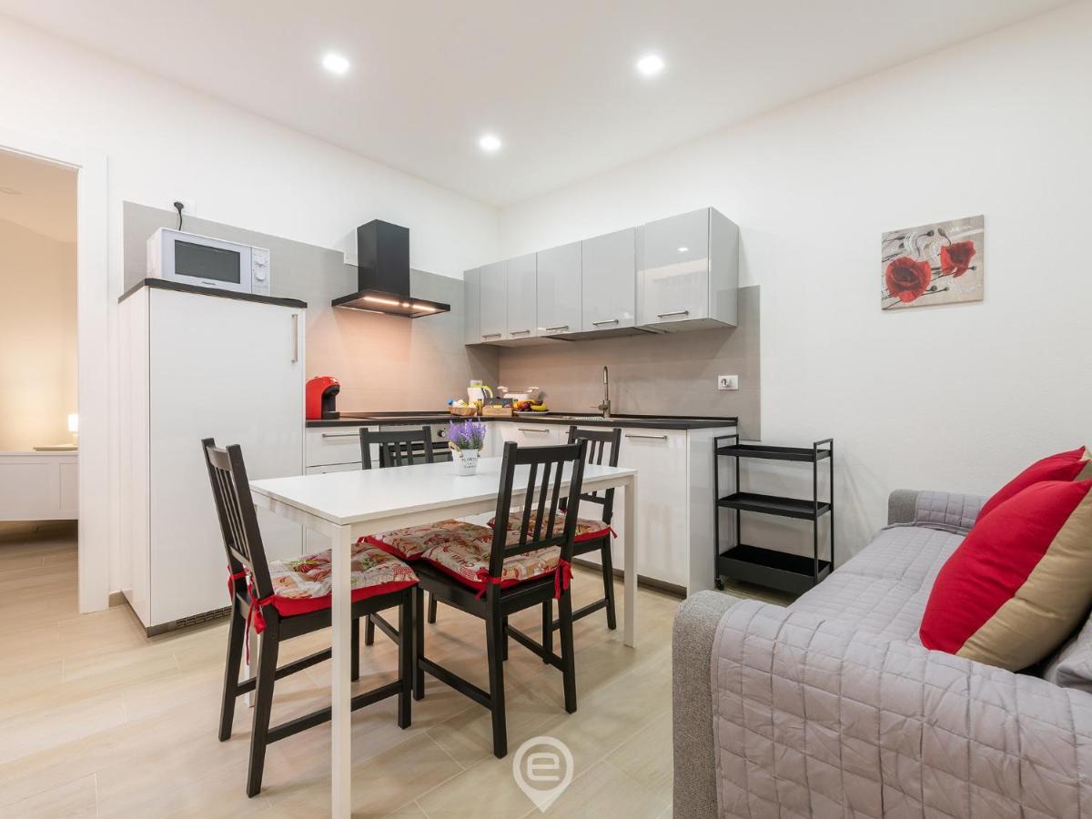 Sabamiglia Apartments Каляри Екстериор снимка