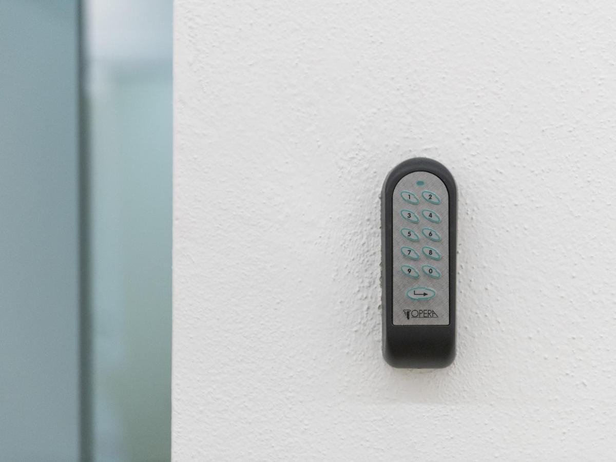 Sabamiglia Apartments Каляри Екстериор снимка