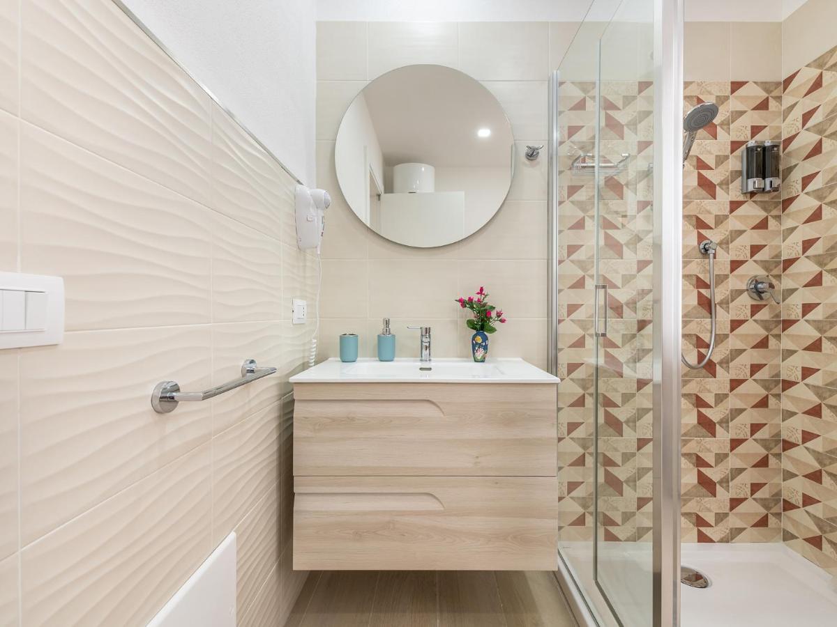 Sabamiglia Apartments Каляри Екстериор снимка