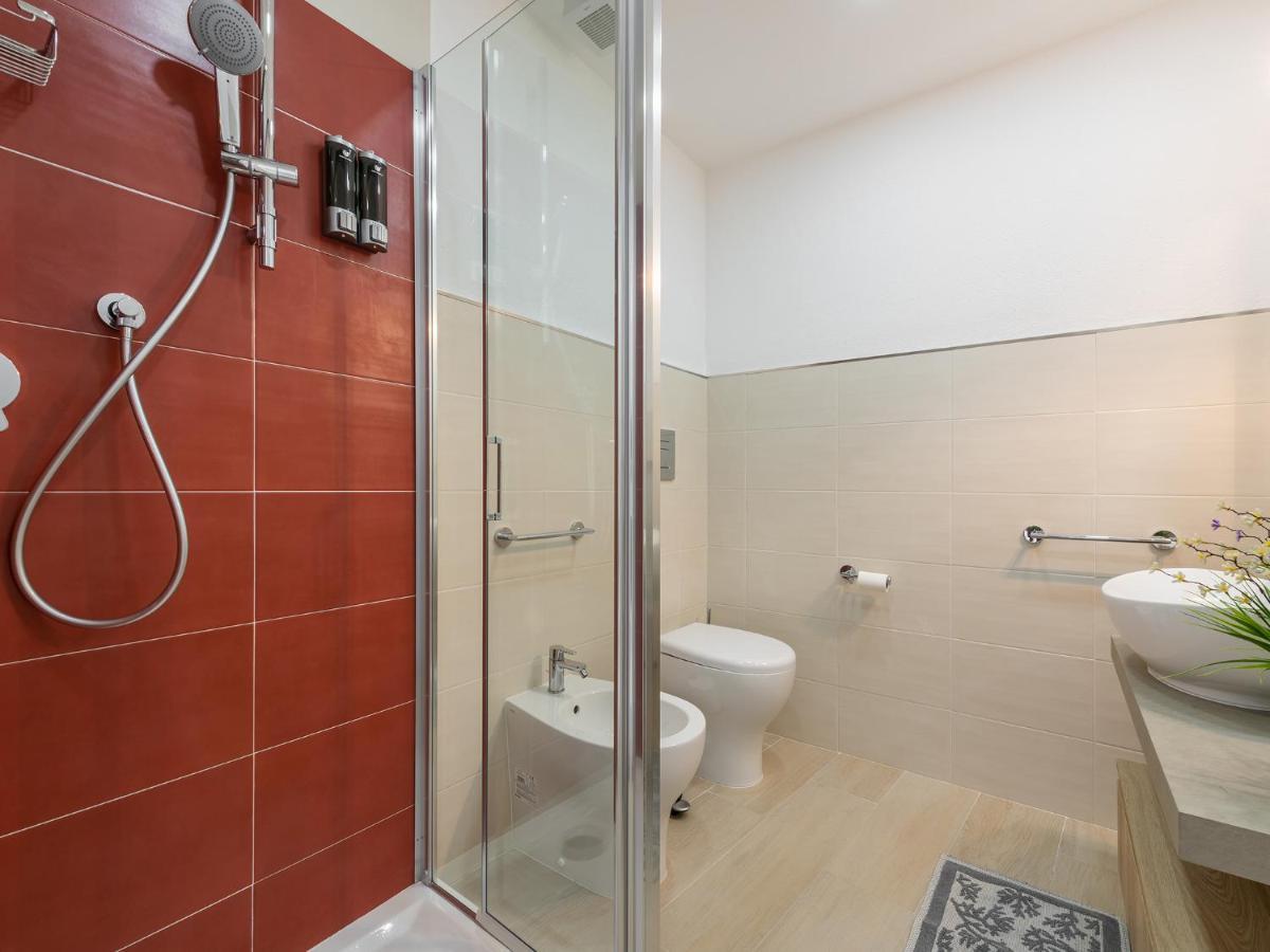 Sabamiglia Apartments Каляри Екстериор снимка