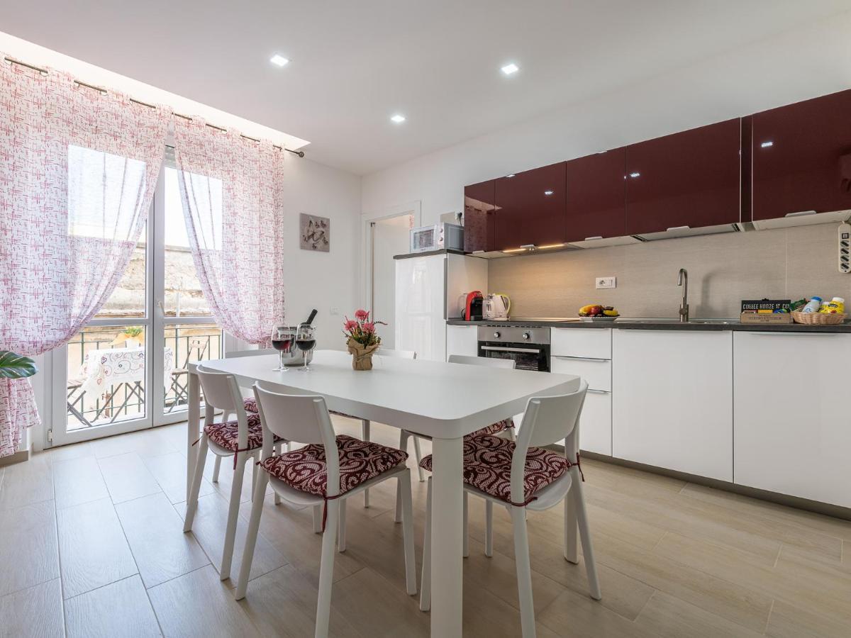 Sabamiglia Apartments Каляри Екстериор снимка